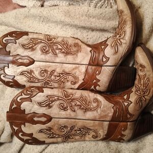 Western Embroidered Cowboy Boots